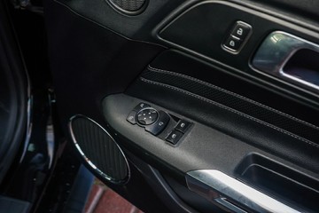 https://vehicle-cdn.autoleague.cloud/32225_81009871_10.jpg