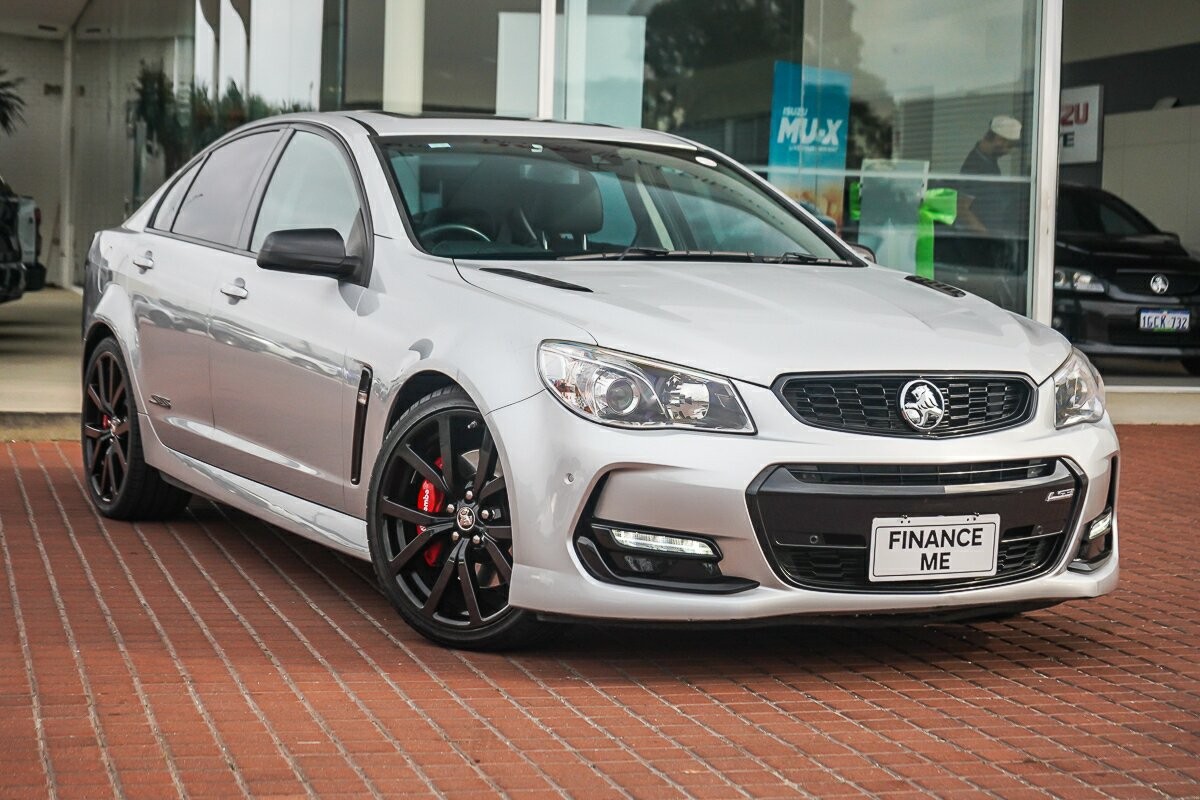 Holden Commodore image 1
