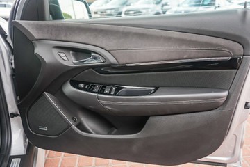 https://vehicle-cdn.autoleague.cloud/32225_81009874_11.jpg