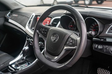 https://vehicle-cdn.autoleague.cloud/32225_81009874_13.jpg
