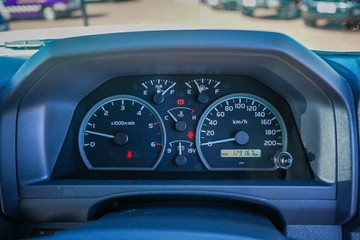 https://vehicle-cdn.autoleague.cloud/32225_81009877_12.jpg