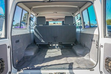https://vehicle-cdn.autoleague.cloud/32225_81009877_16.jpg