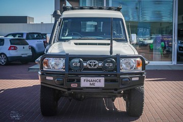 https://vehicle-cdn.autoleague.cloud/32225_81009877_3.jpg