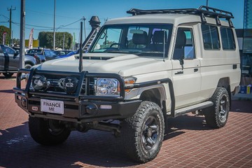 https://vehicle-cdn.autoleague.cloud/32225_81009877_4.jpg