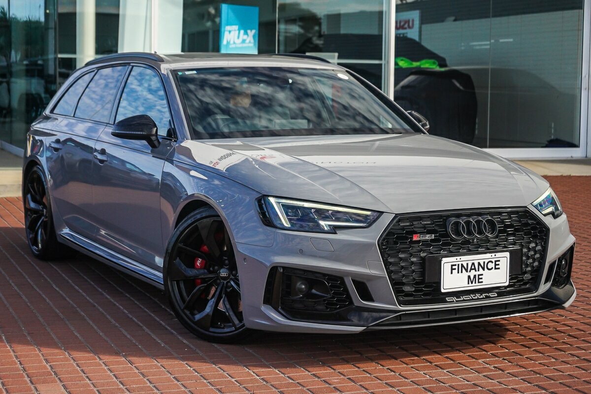 Audi Rs4 image 1
