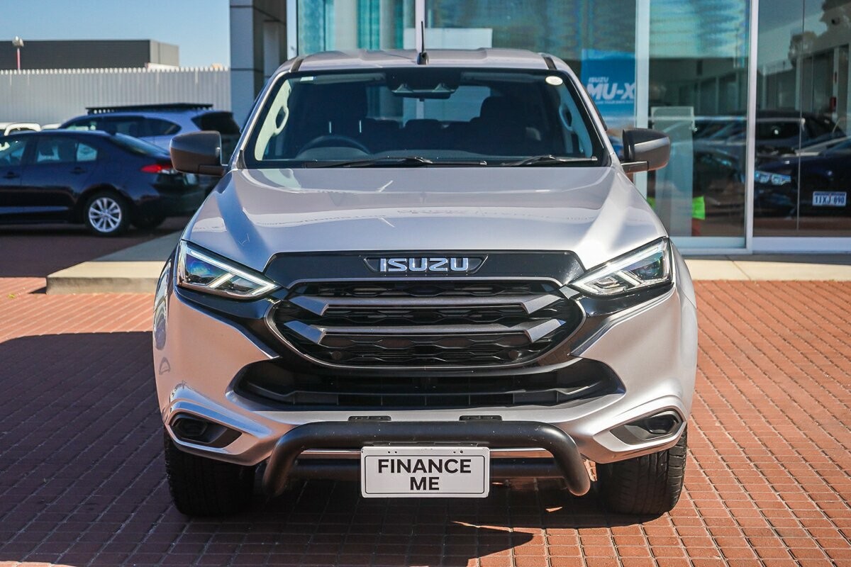 Isuzu Mu-x image 3