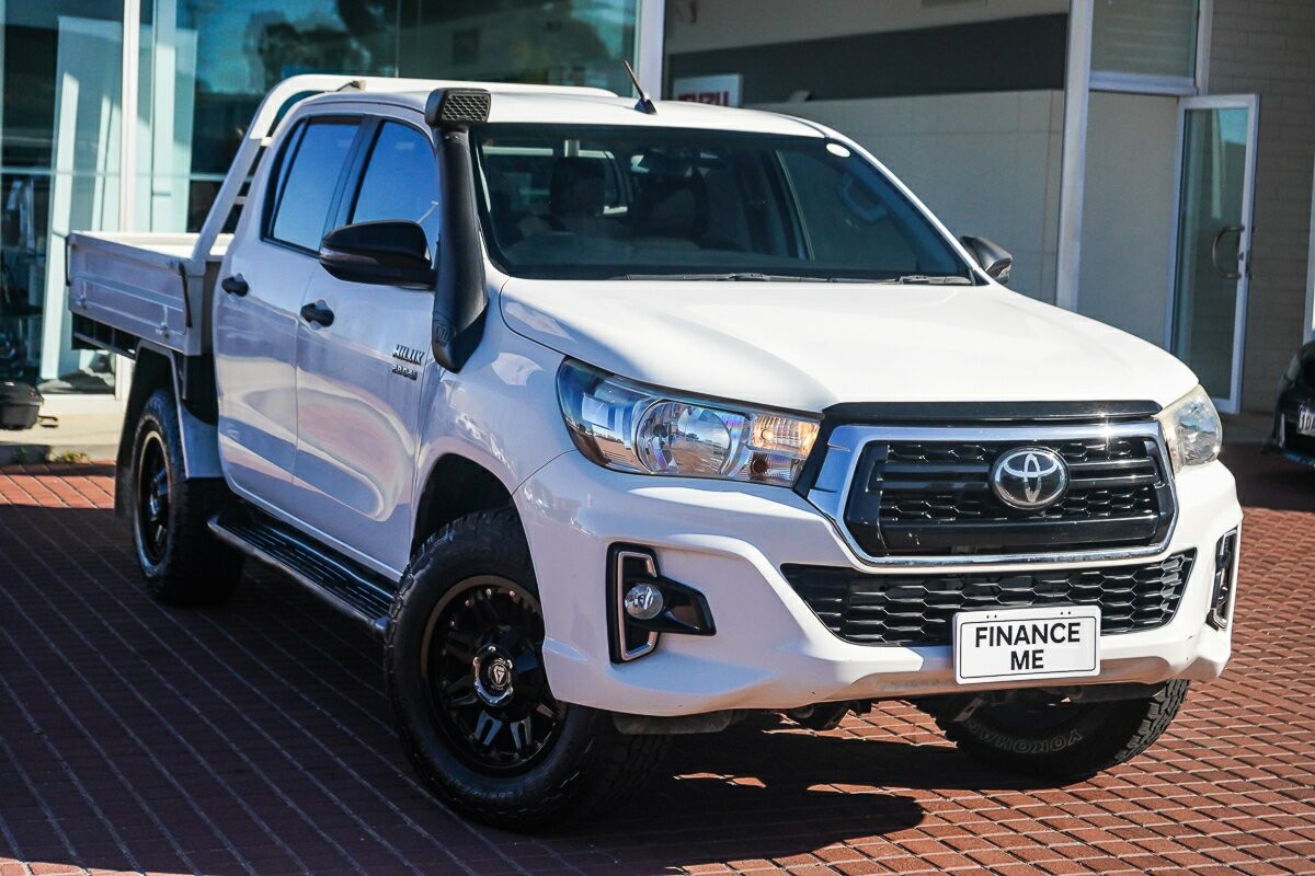 Toyota Hilux image 1
