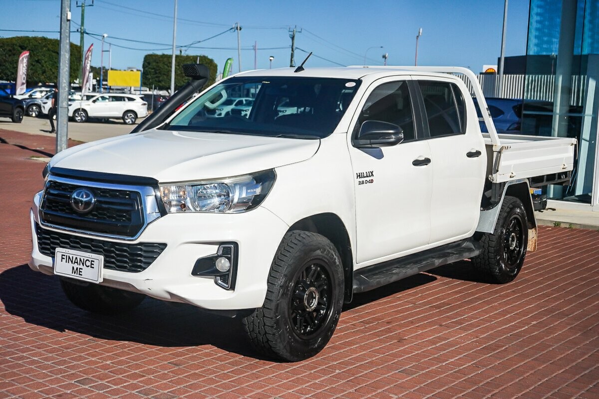 Toyota Hilux image 4