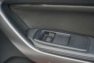 https://vehicle-cdn.autoleague.cloud/32225_81009899_11.jpg
