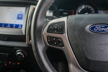 https://vehicle-cdn.autoleague.cloud/32225_81009899_14.jpg