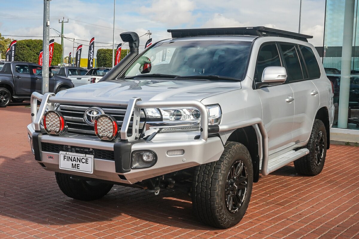 Toyota Landcruiser image 4