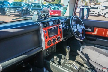 https://vehicle-cdn.autoleague.cloud/32225_81009905_21.jpg