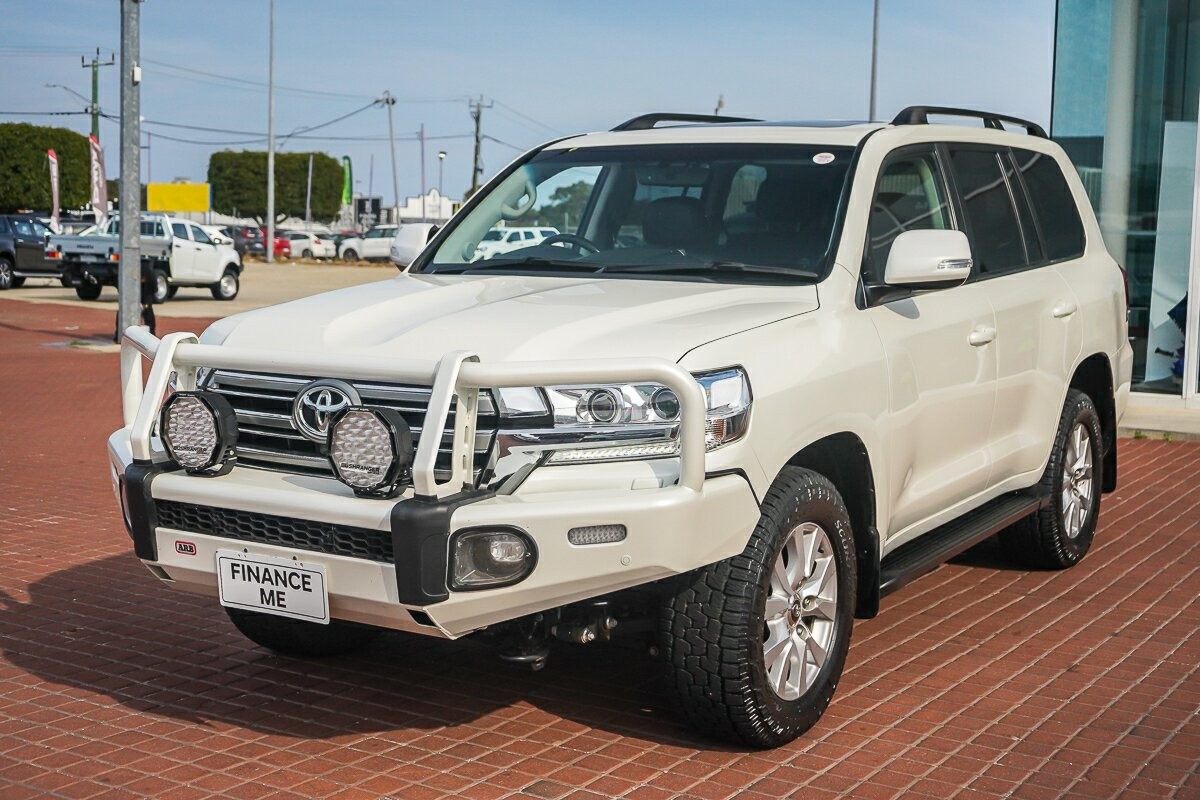Toyota Landcruiser image 4