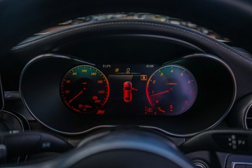 https://vehicle-cdn.autoleague.cloud/32225_81009924_15.jpg