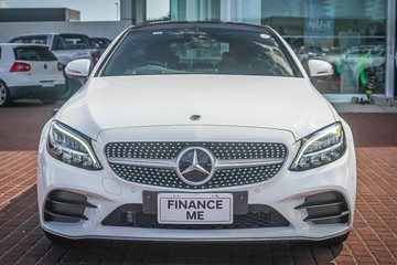 https://vehicle-cdn.autoleague.cloud/32225_81009924_3.jpg