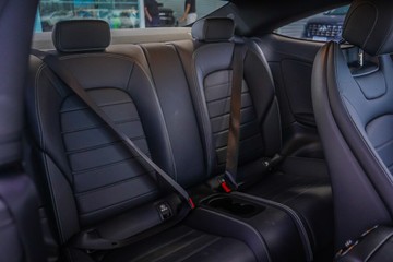 https://vehicle-cdn.autoleague.cloud/32225_81009924_9.jpg