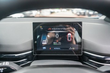 https://vehicle-cdn.autoleague.cloud/32225_81009925_15.jpg
