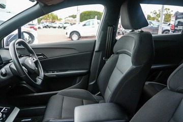 https://vehicle-cdn.autoleague.cloud/32225_81009925_22.jpg