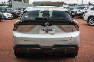 https://vehicle-cdn.autoleague.cloud/32225_81009925_7.jpg