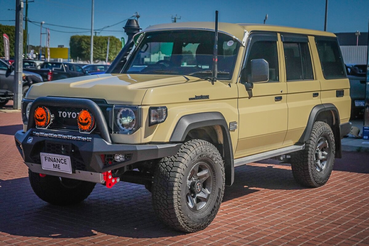 Toyota Landcruiser image 4