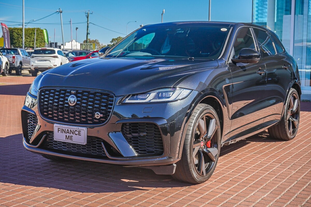 Jaguar F-pace image 4