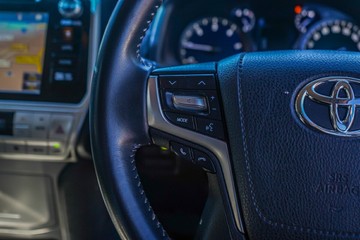https://vehicle-cdn.autoleague.cloud/32225_81009949_15.jpg