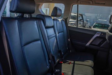 https://vehicle-cdn.autoleague.cloud/32225_81009949_9.jpg