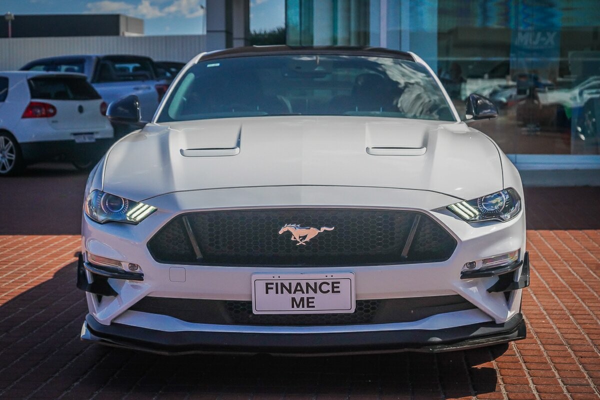 Ford Mustang image 3