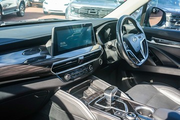 https://vehicle-cdn.autoleague.cloud/32225_81009961_20.jpg