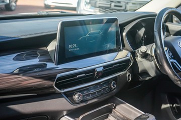 https://vehicle-cdn.autoleague.cloud/32225_81009961_21.jpg
