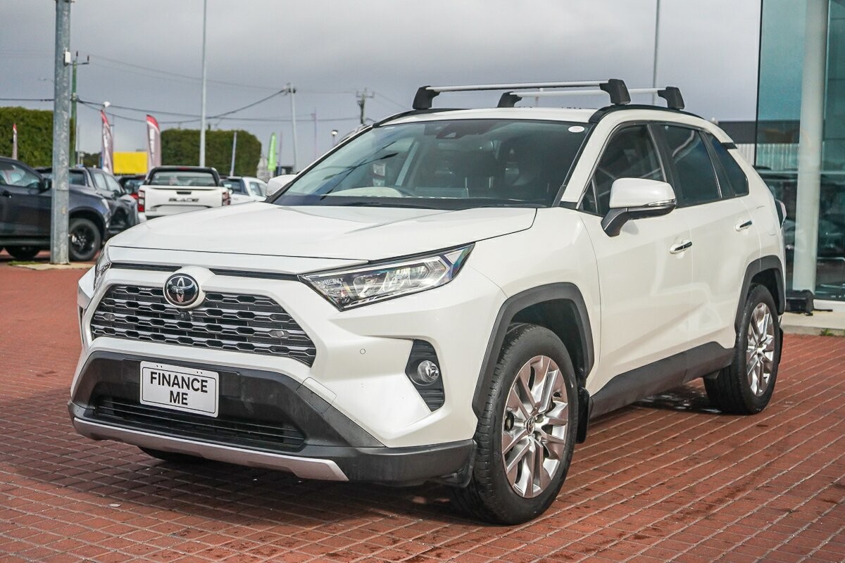 Toyota Rav4 image 4