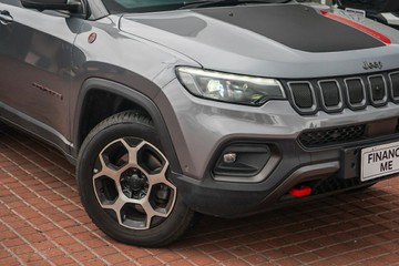 https://vehicle-cdn.autoleague.cloud/32225_81009965_2.jpg