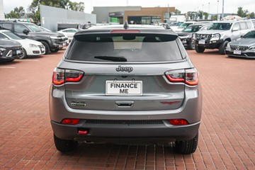 https://vehicle-cdn.autoleague.cloud/32225_81009965_6.jpg