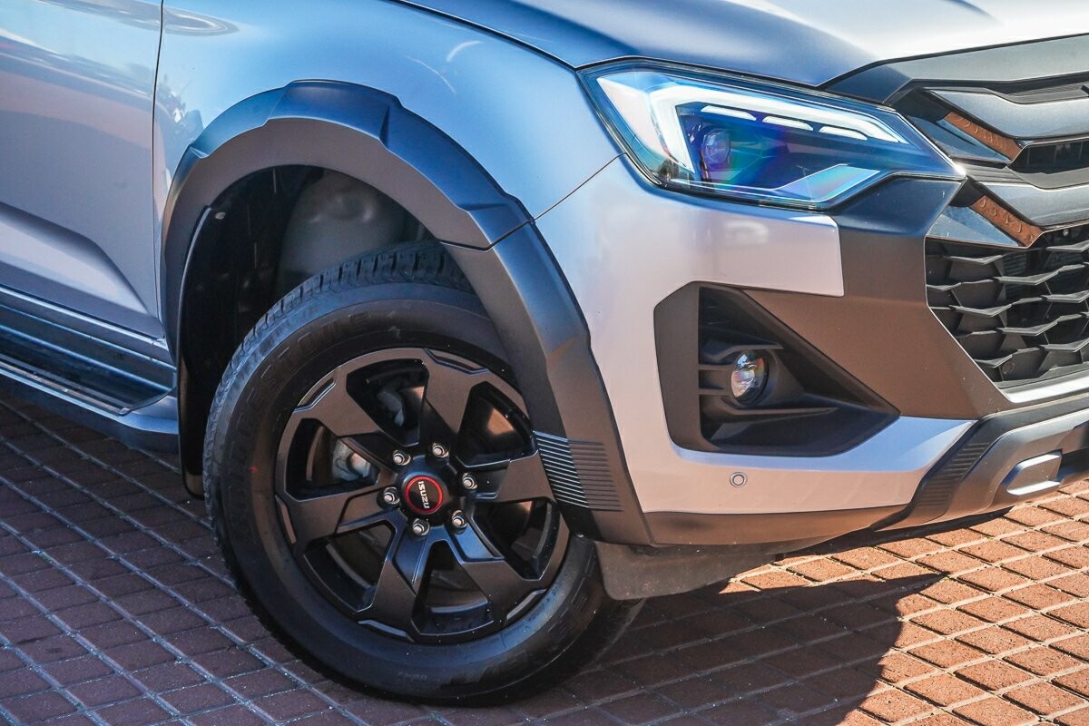 Isuzu D-max image 2