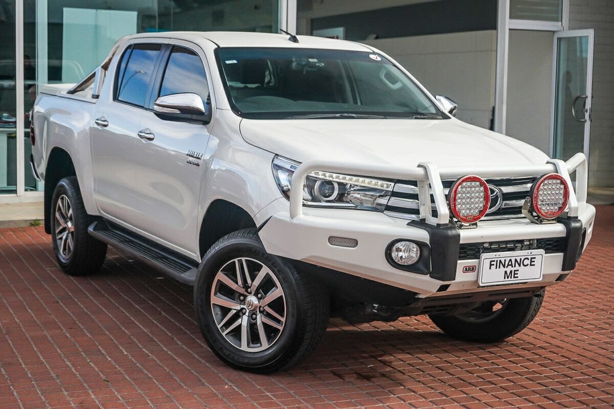 Toyota Hilux image 1