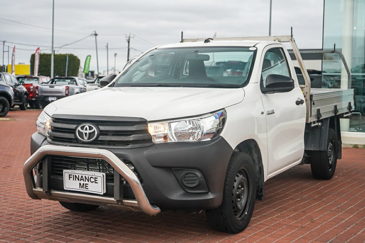 Toyota Hilux image 4