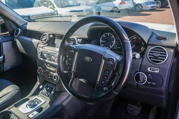 https://vehicle-cdn.autoleague.cloud/32225_81009981_13.jpg