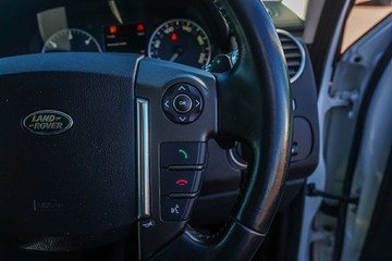 https://vehicle-cdn.autoleague.cloud/32225_81009981_14.jpg
