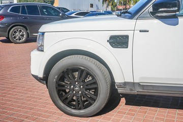 https://vehicle-cdn.autoleague.cloud/32225_81009981_5.jpg