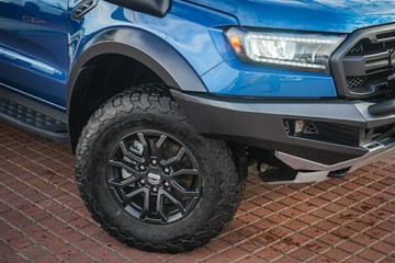 https://vehicle-cdn.autoleague.cloud/32225_81009995_2.jpg