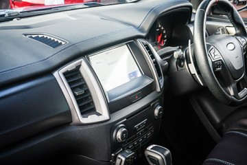 https://vehicle-cdn.autoleague.cloud/32225_81009995_22.jpg