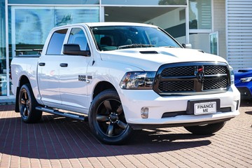 https://vehicle-cdn.autoleague.cloud/32225_81009998_1.jpg