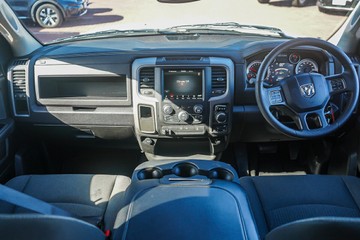 https://vehicle-cdn.autoleague.cloud/32225_81009998_12.jpg