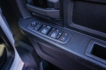 https://vehicle-cdn.autoleague.cloud/32225_81009998_14.jpg