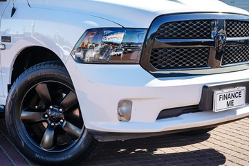 https://vehicle-cdn.autoleague.cloud/32225_81009998_2.jpg