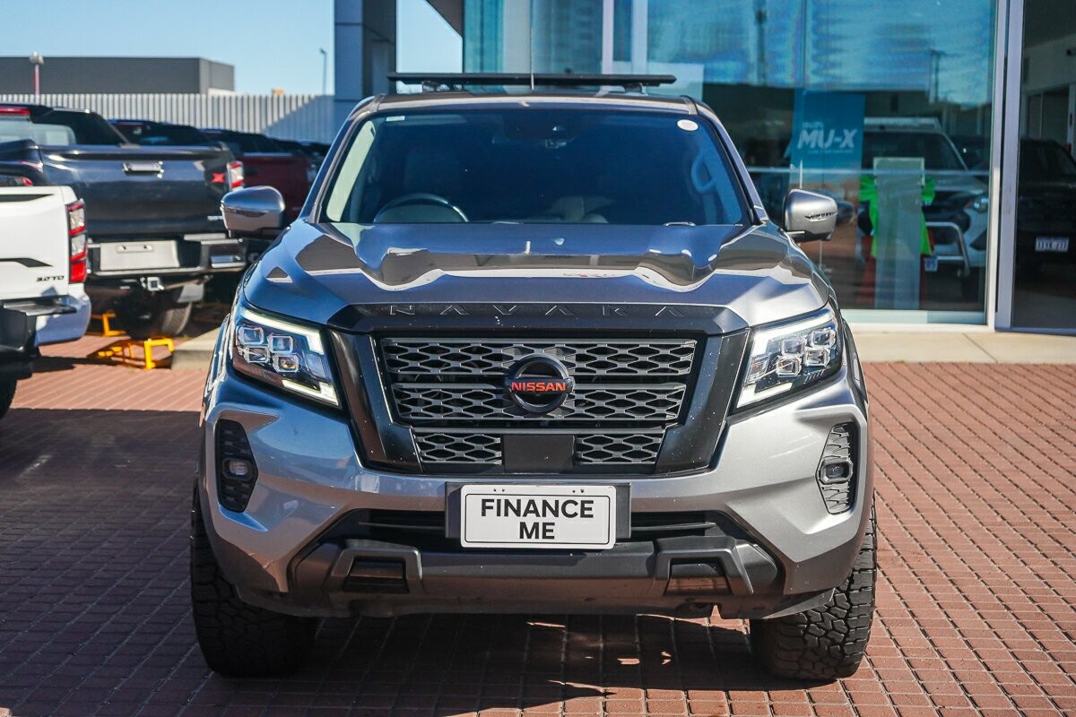 Nissan Navara image 3