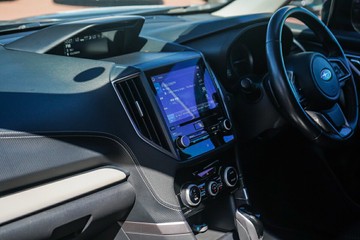 https://vehicle-cdn.autoleague.cloud/32225_81010004_21.jpg