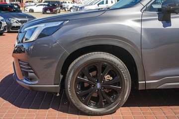 https://vehicle-cdn.autoleague.cloud/32225_81010004_5.jpg