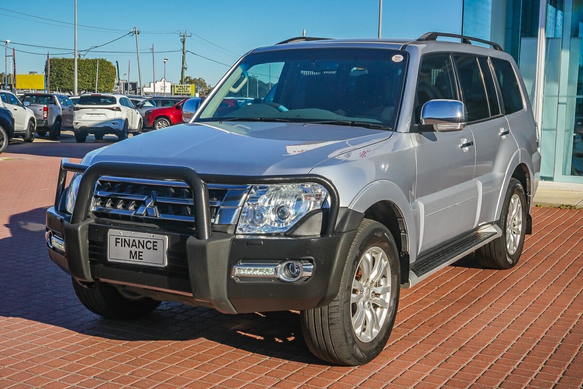 Mitsubishi Pajero image 4