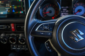 https://vehicle-cdn.autoleague.cloud/32225_81010008_11.jpg